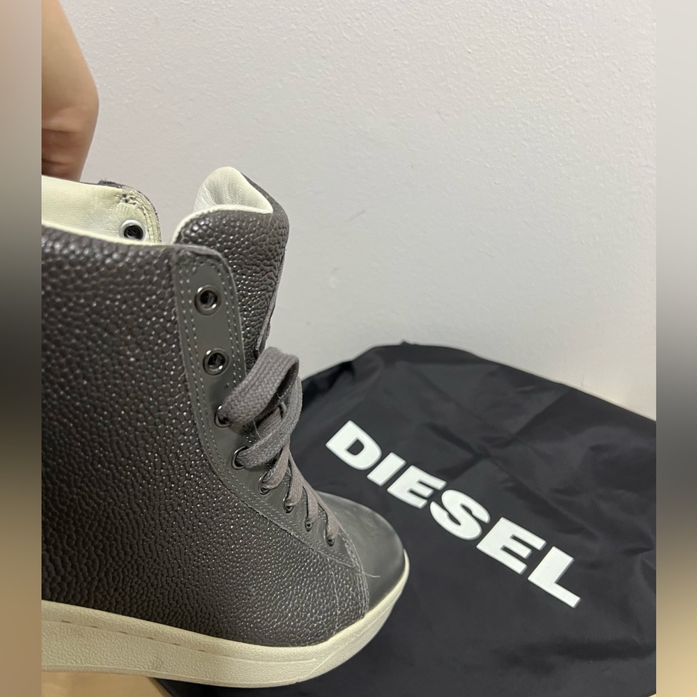 Diesel Diamond Castlerock sneakers US size 9, grey - Picture 2 of 9